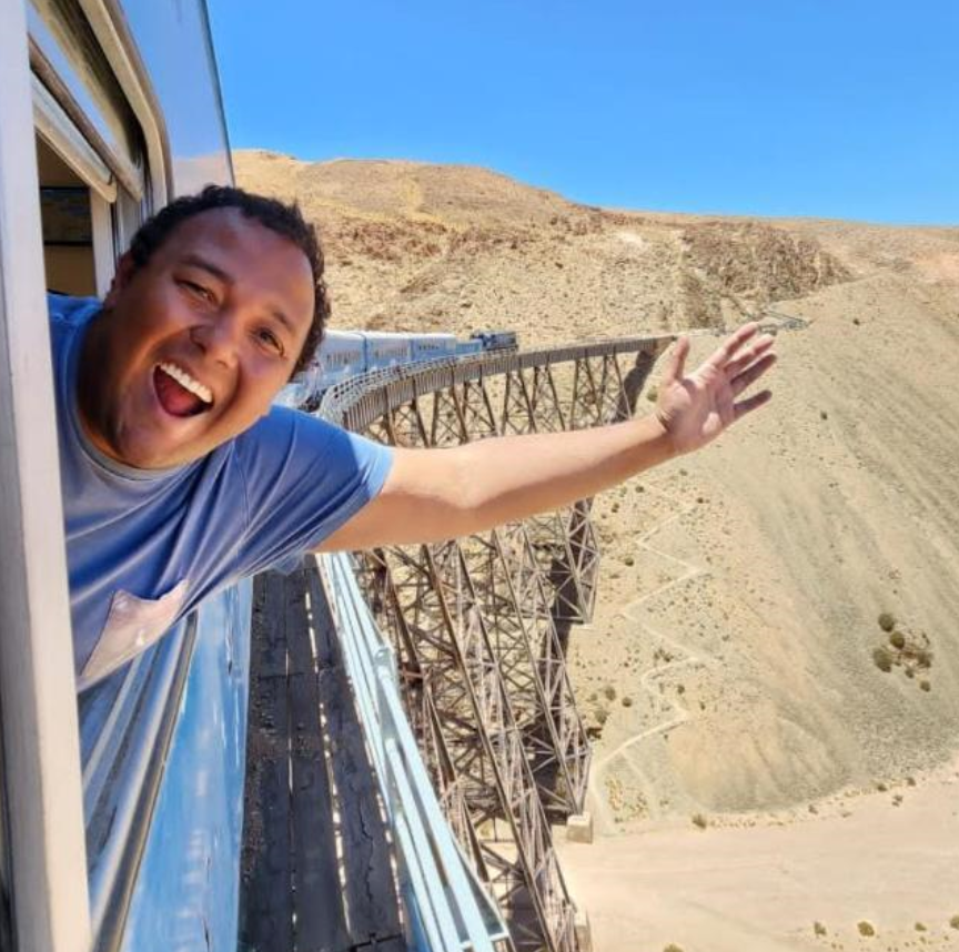 Marcelo no Tren a las Nubes, Argentina